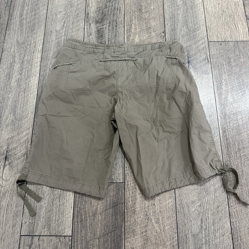 Vintage Nike Sportswear Shorts Womens Medium Green Chino Bermuda Outdoors Hiking - Picture 9 of 10